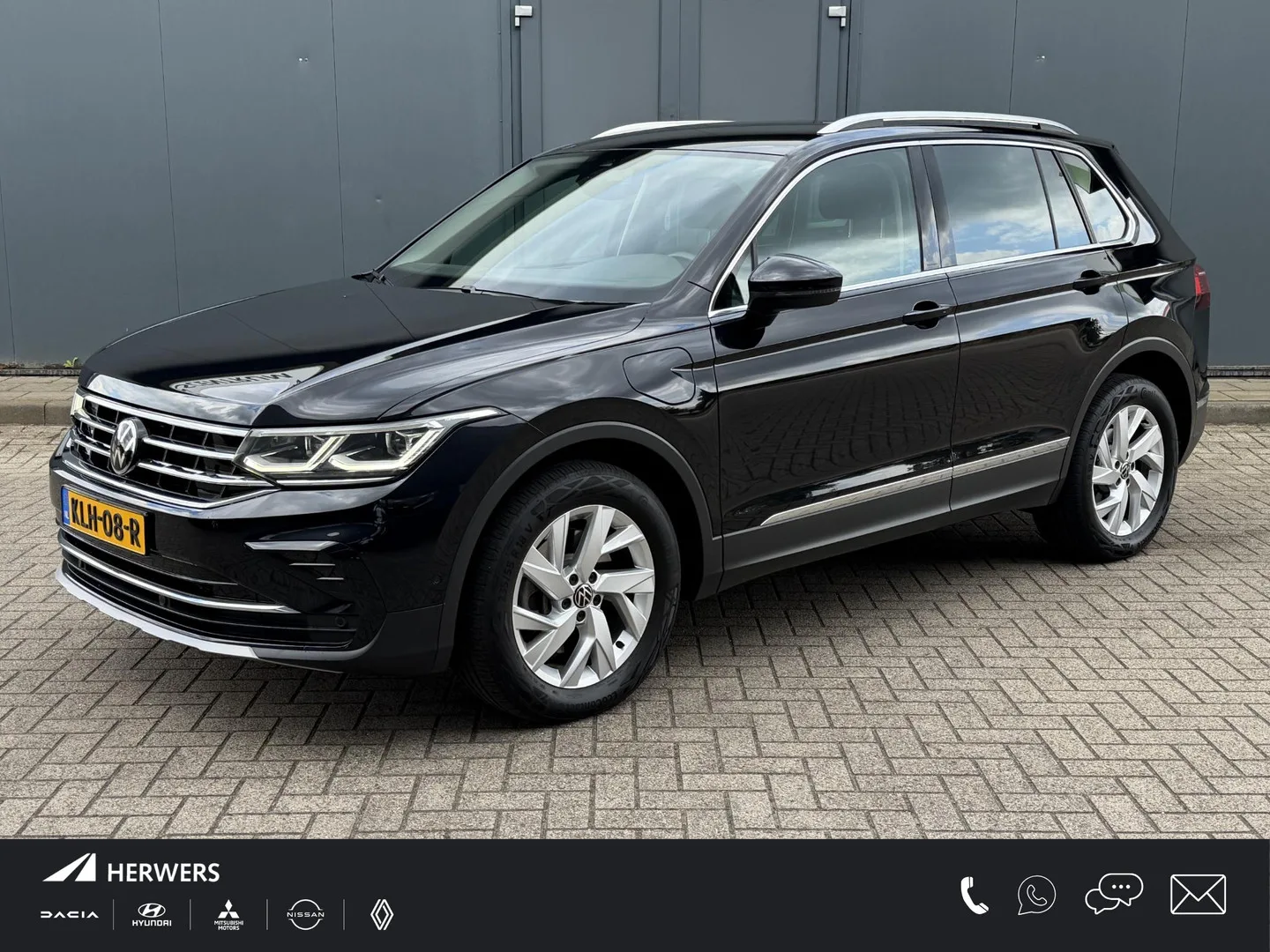 Volkswagen Tiguan (2022) — foto 1