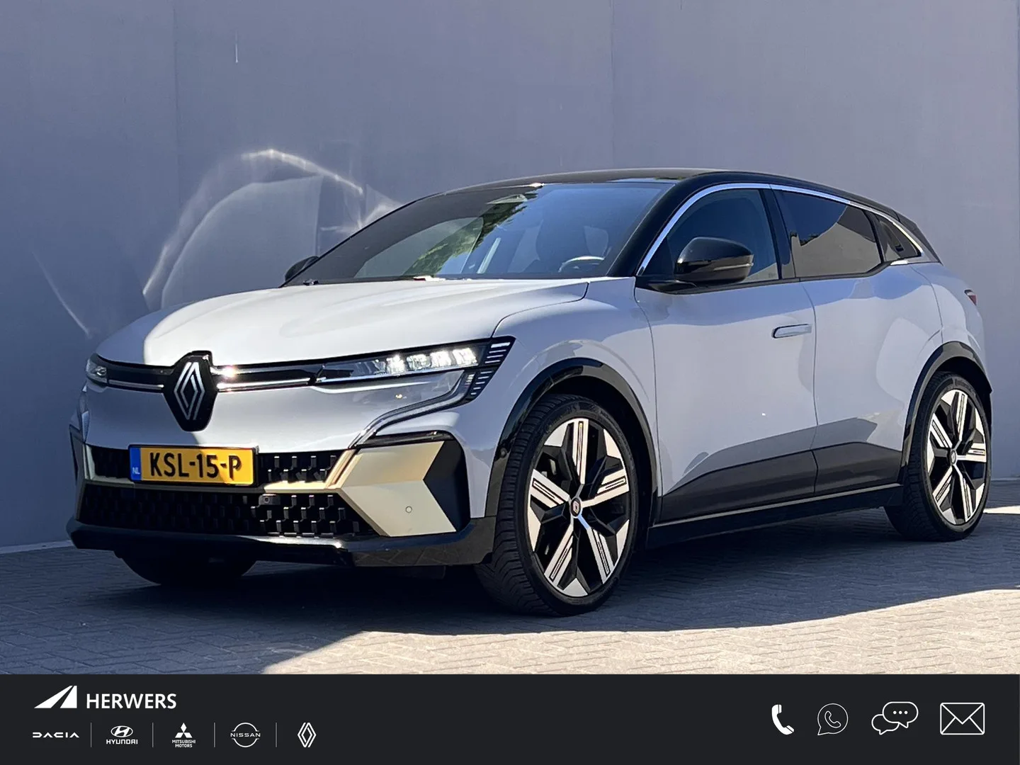 Renault Mégane E-Tech (2022) — foto 1
