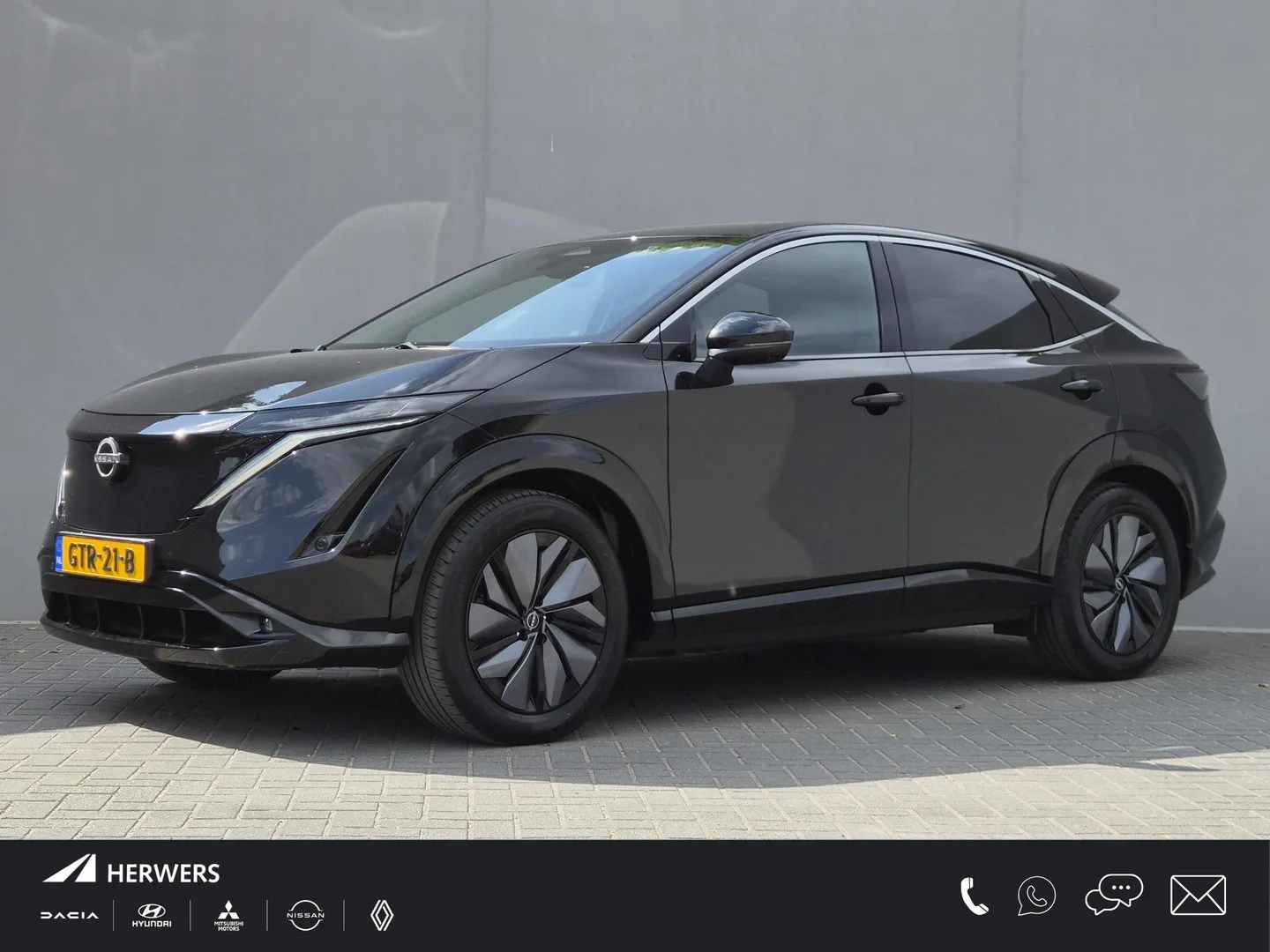 Nissan Ariya (2024) — foto 1