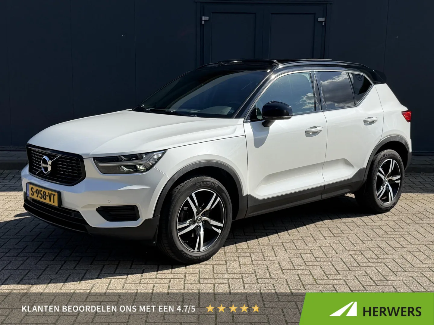 Volvo XC40 (2020) — foto 1