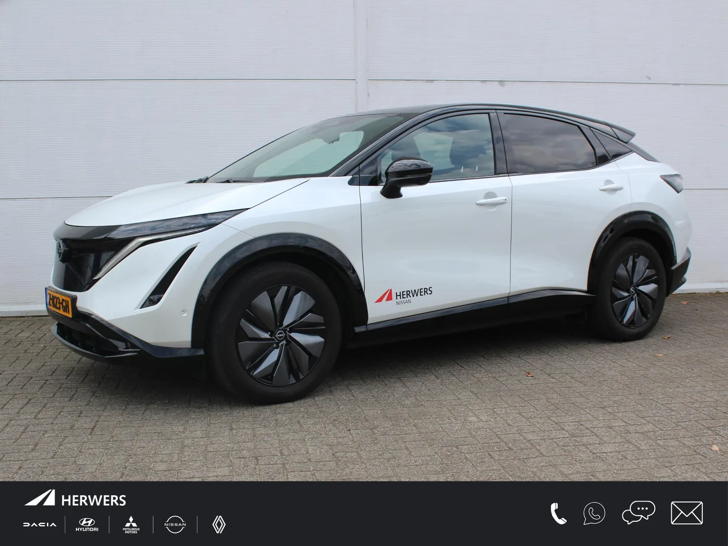 Nissan Ariya (2024) — foto 1