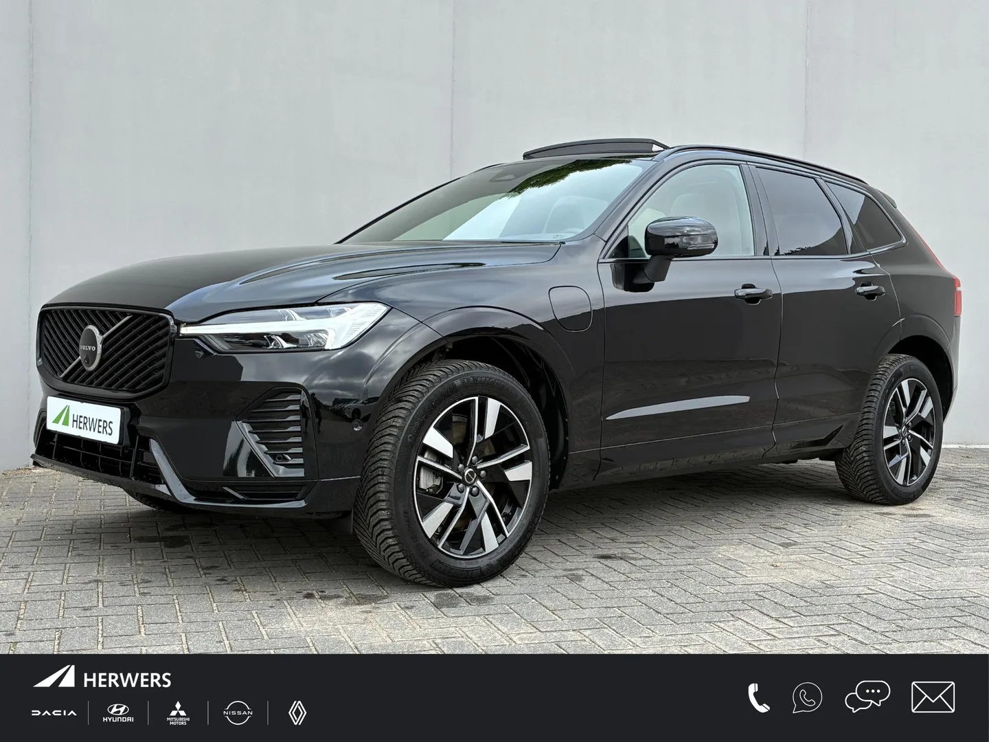 Volvo XC60 (2025) — foto 1