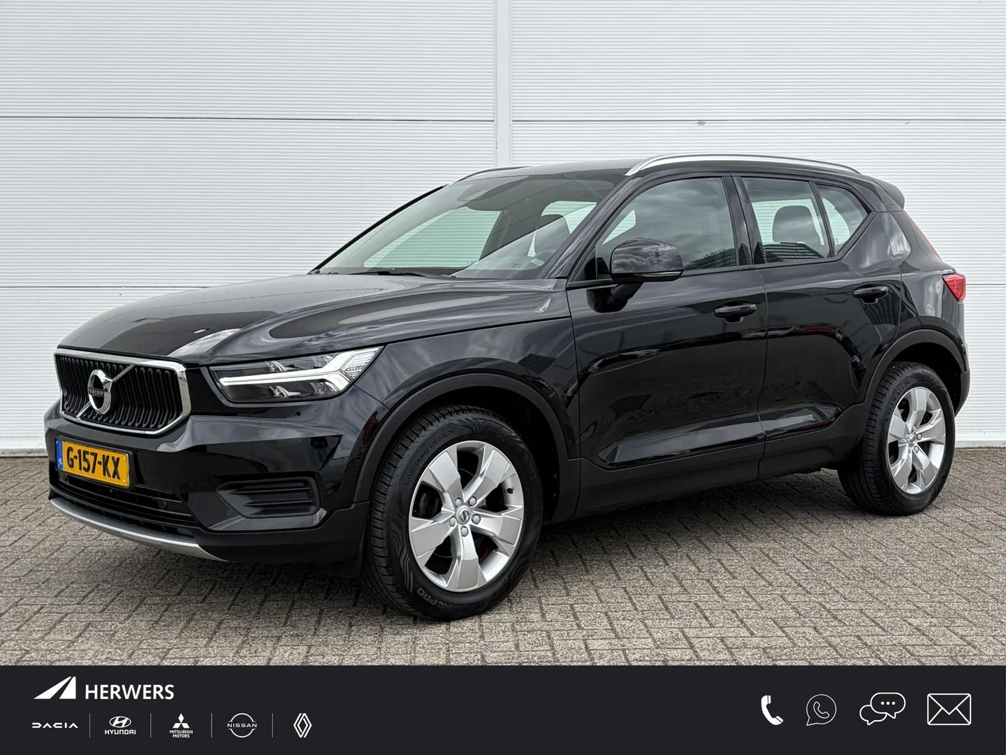 Volvo XC40 (2019) — foto 1