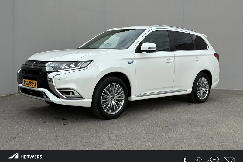 Mitsubishi Outlander (2021)