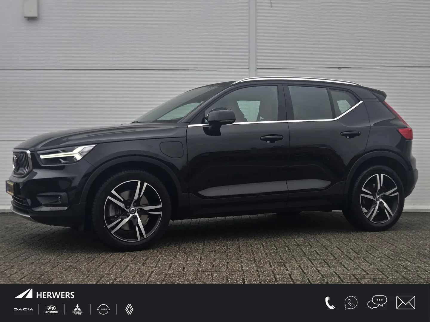Volvo XC40 (2020) — foto 1