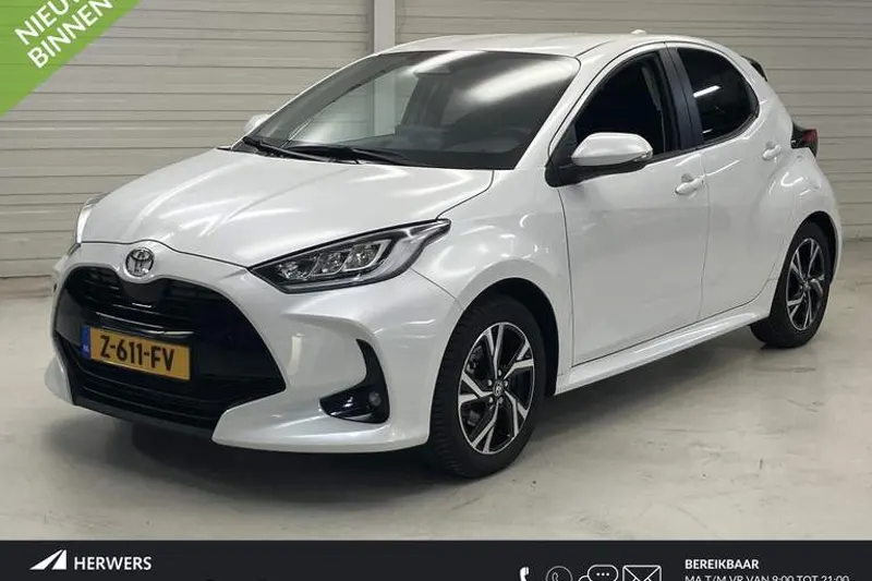 Toyota Yaris (2024)