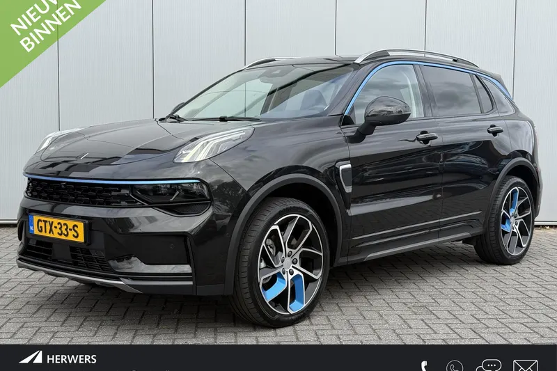 Lynk & Co 01 (2022)
