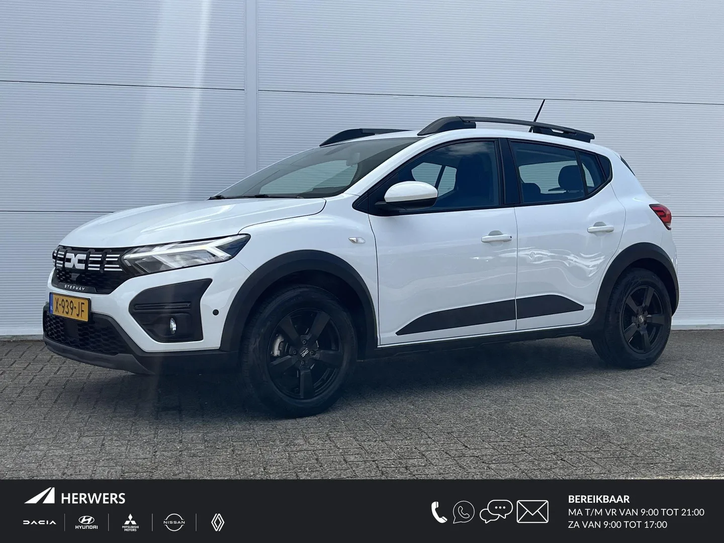 Dacia Sandero Stepway (2023) — foto 1