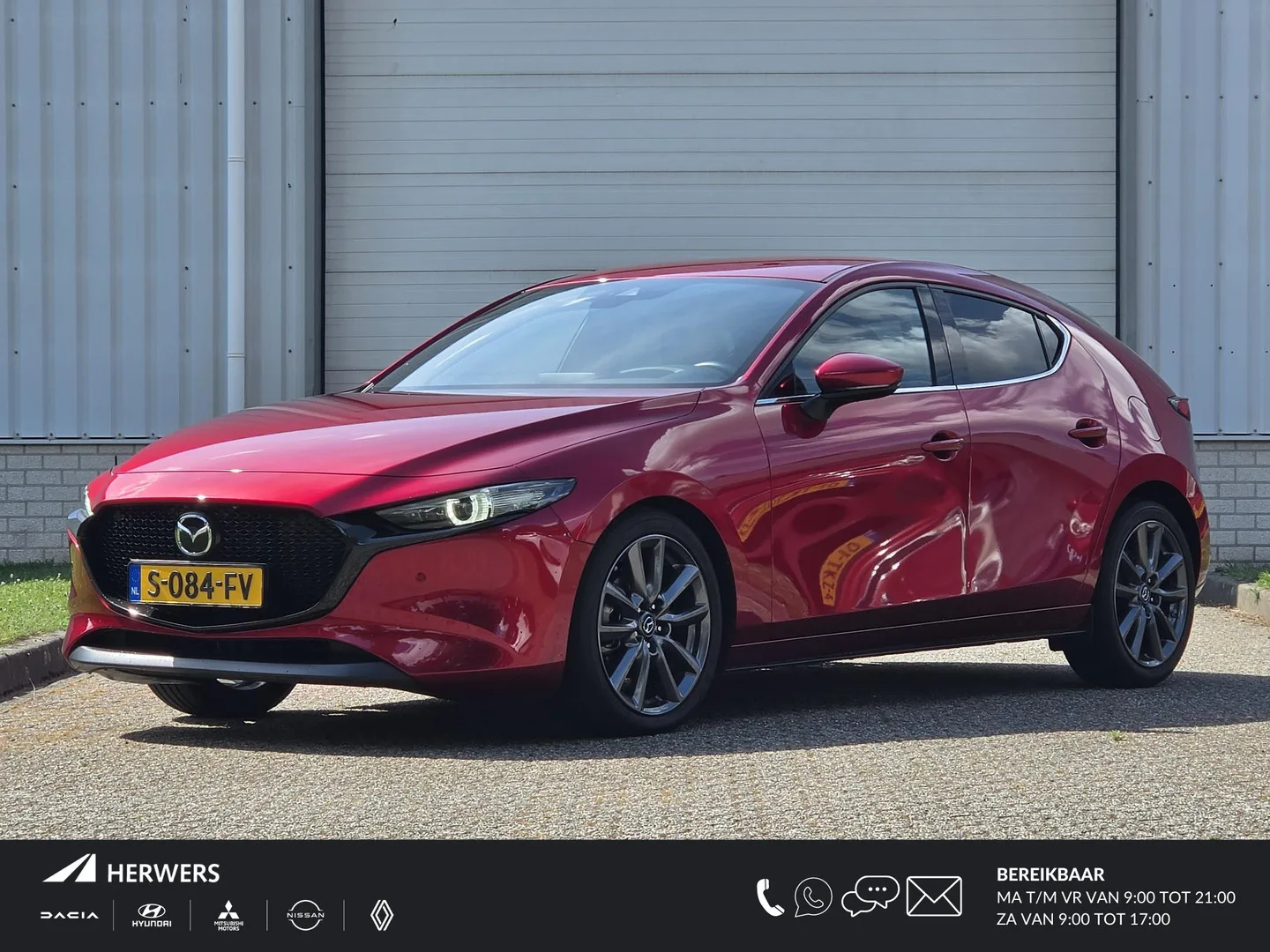 Mazda 3 (2023) — foto 1