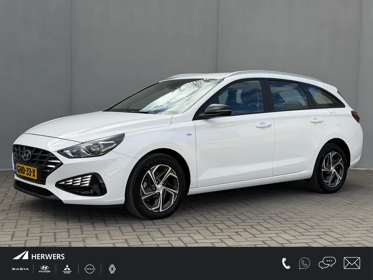 Hyundai i30 (2024) — foto 1
