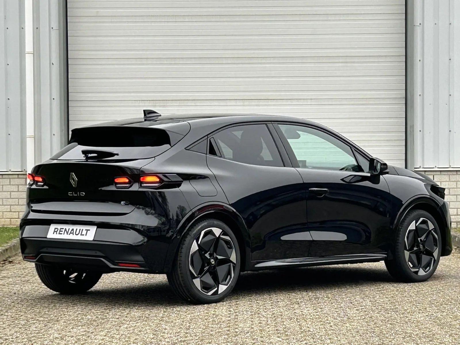 Renault Clio (2026) — foto 1