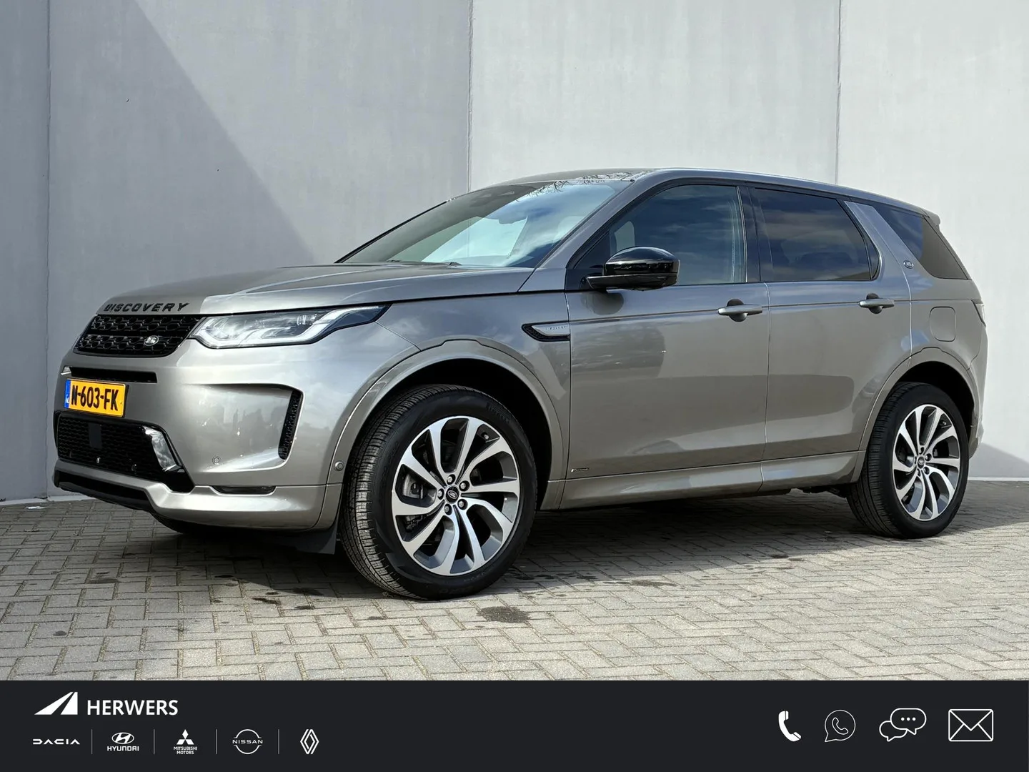 Land Rover Discovery Sport (2021) — foto 1