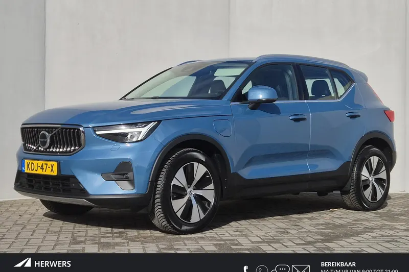 Volvo XC40 (2022)