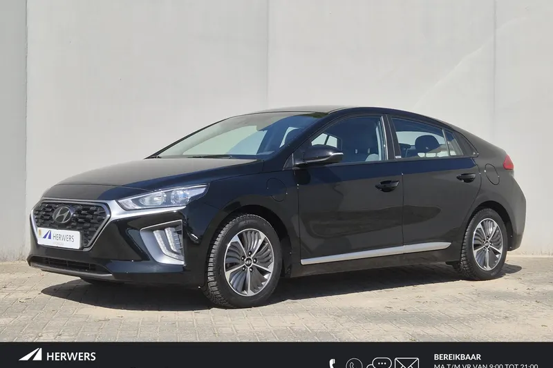 Hyundai Ioniq (2021)
