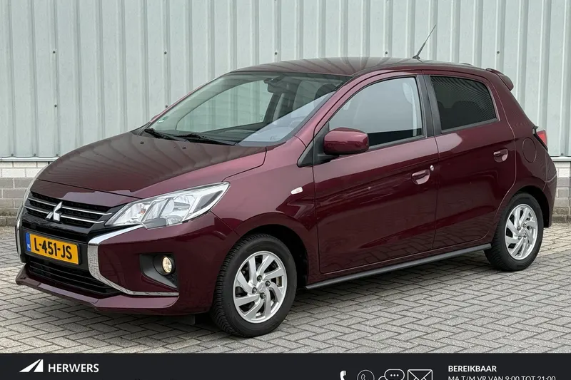 Mitsubishi Space Star (2021)