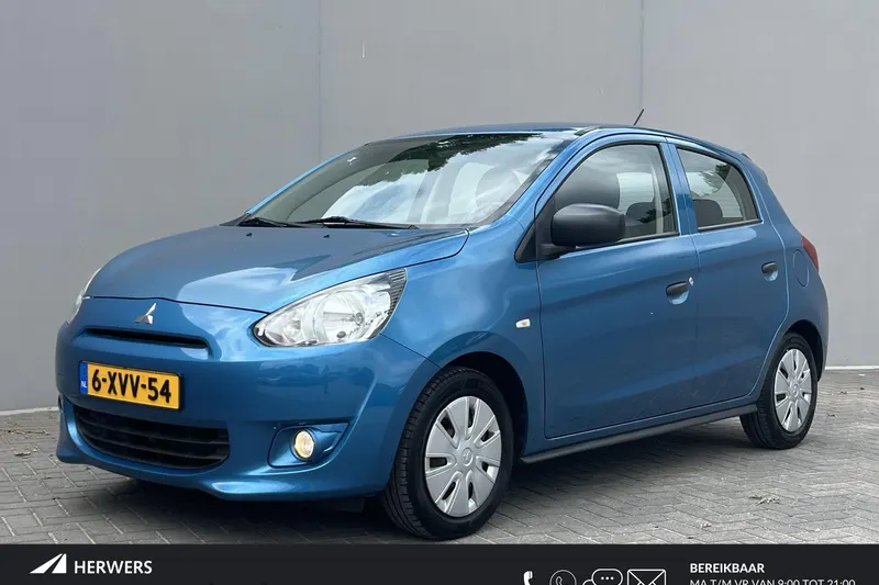 Mitsubishi Space Star (2014)
