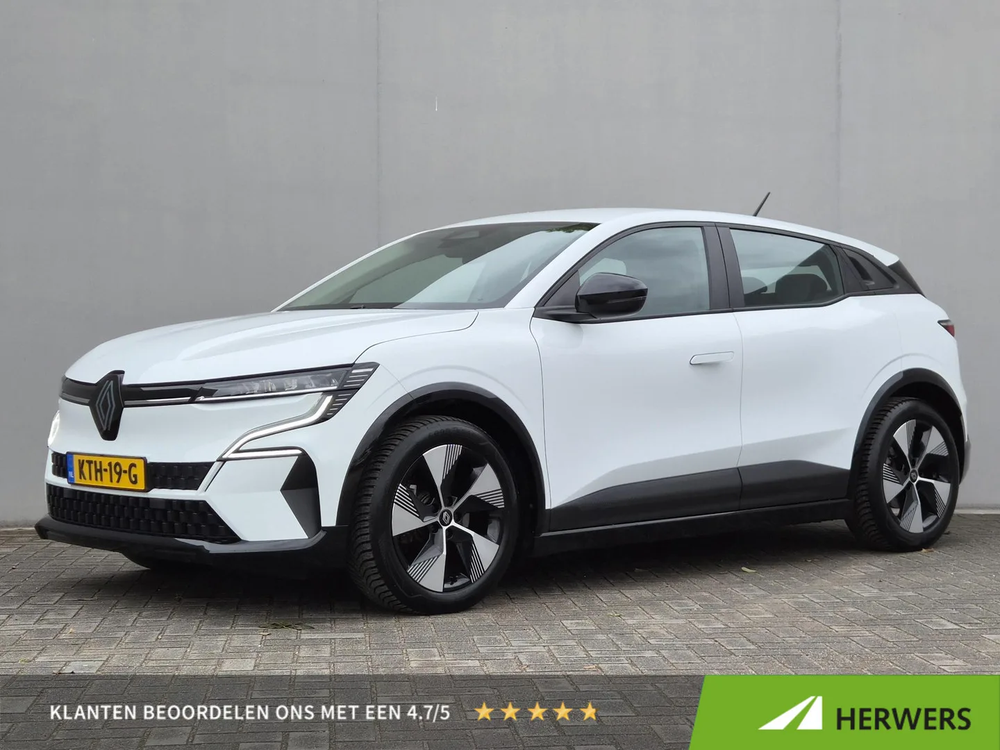 Renault Mégane E-Tech (2022) — foto 1