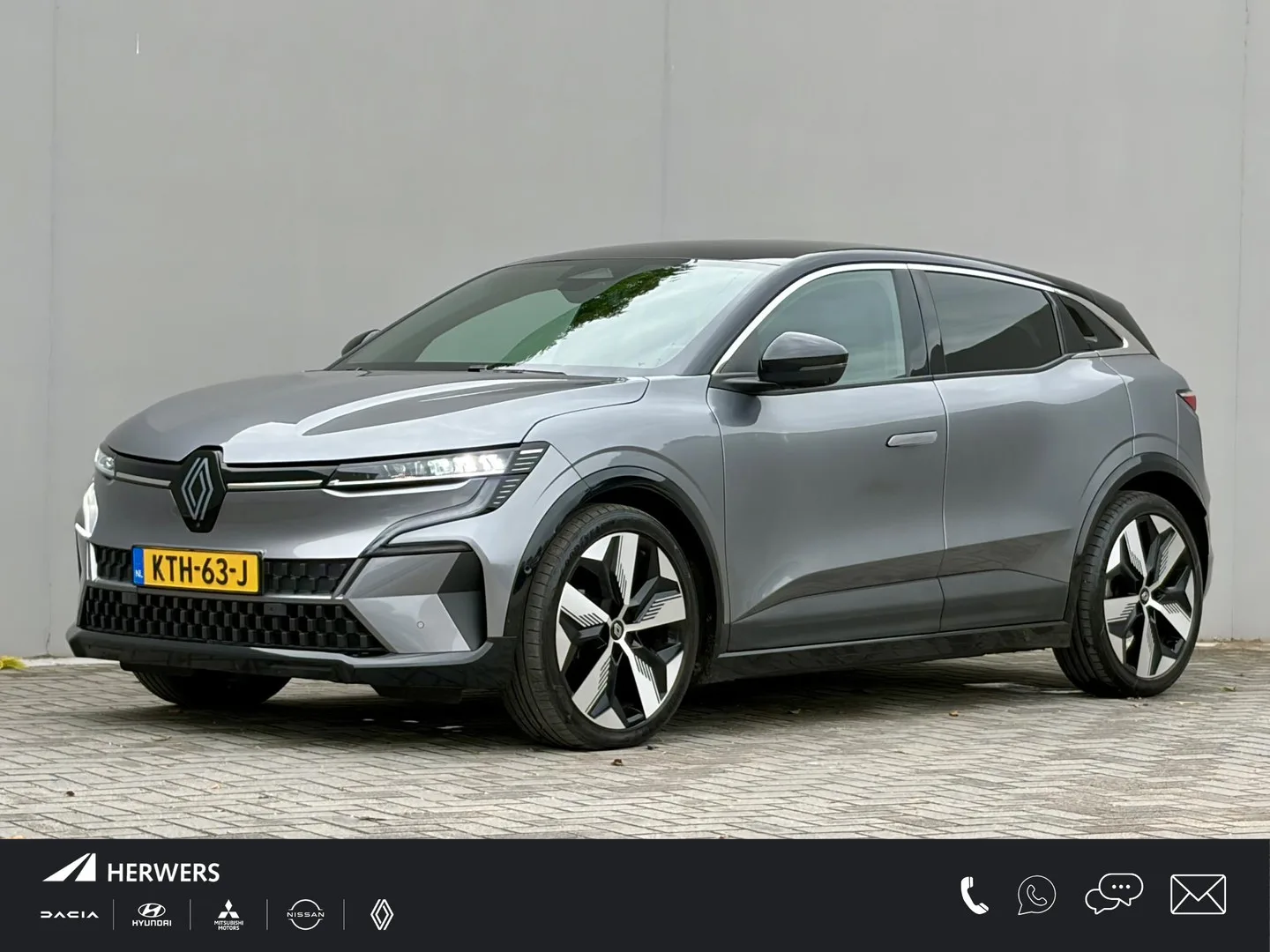 Renault Mégane E-Tech (2022) — foto 1