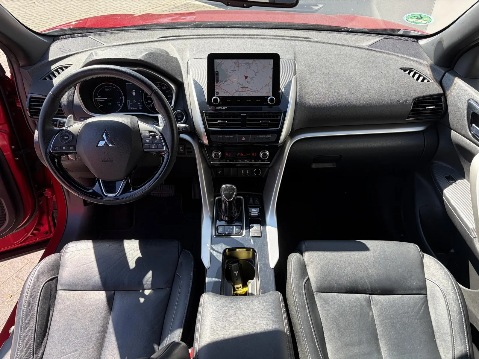 Mitsubishi Eclipse Cross (2022) — foto 1
