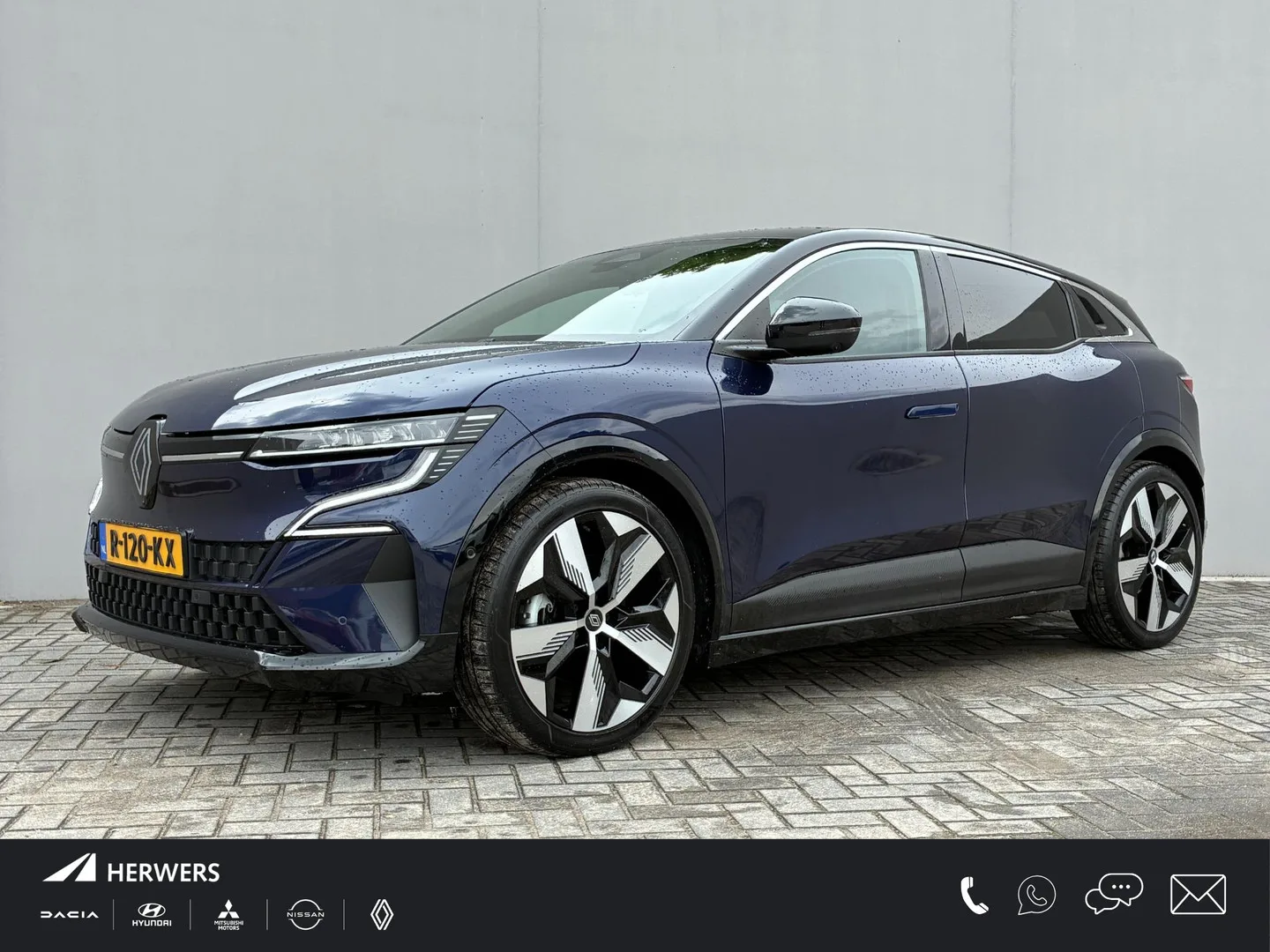 Renault Mégane E-Tech (2022) — foto 1