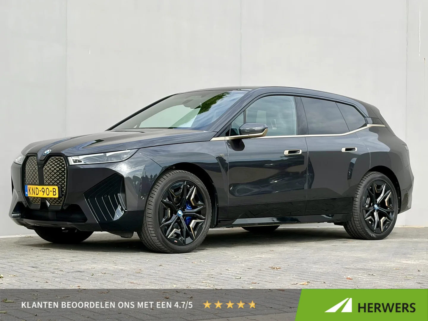 BMW iX (2023) — foto 1