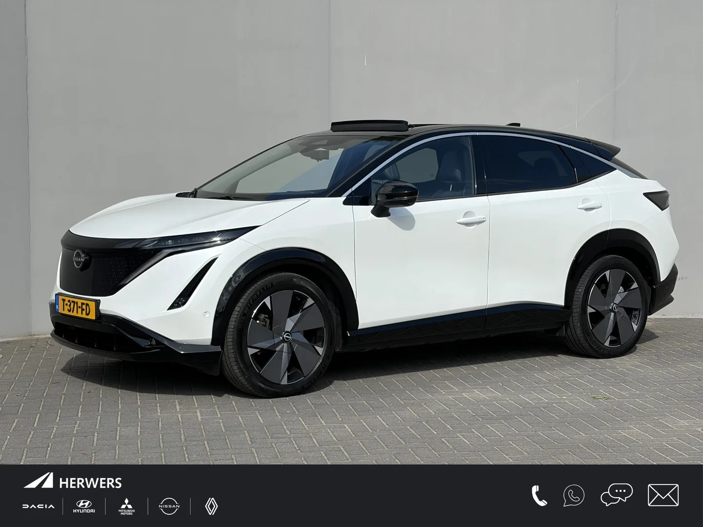 Nissan Ariya (2023) — foto 1