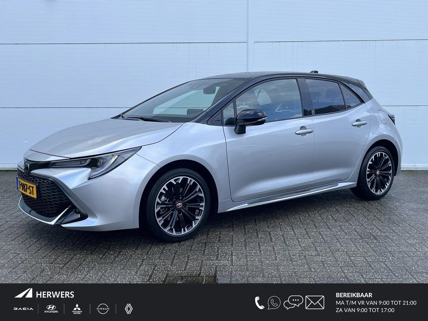 Toyota Corolla (2023) — foto 1