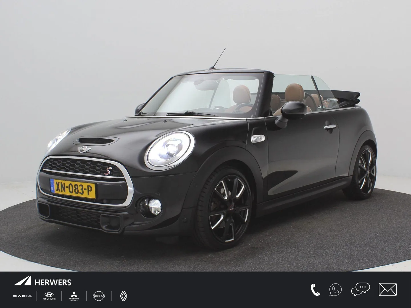 MINI Cabrio (2018) — foto 1