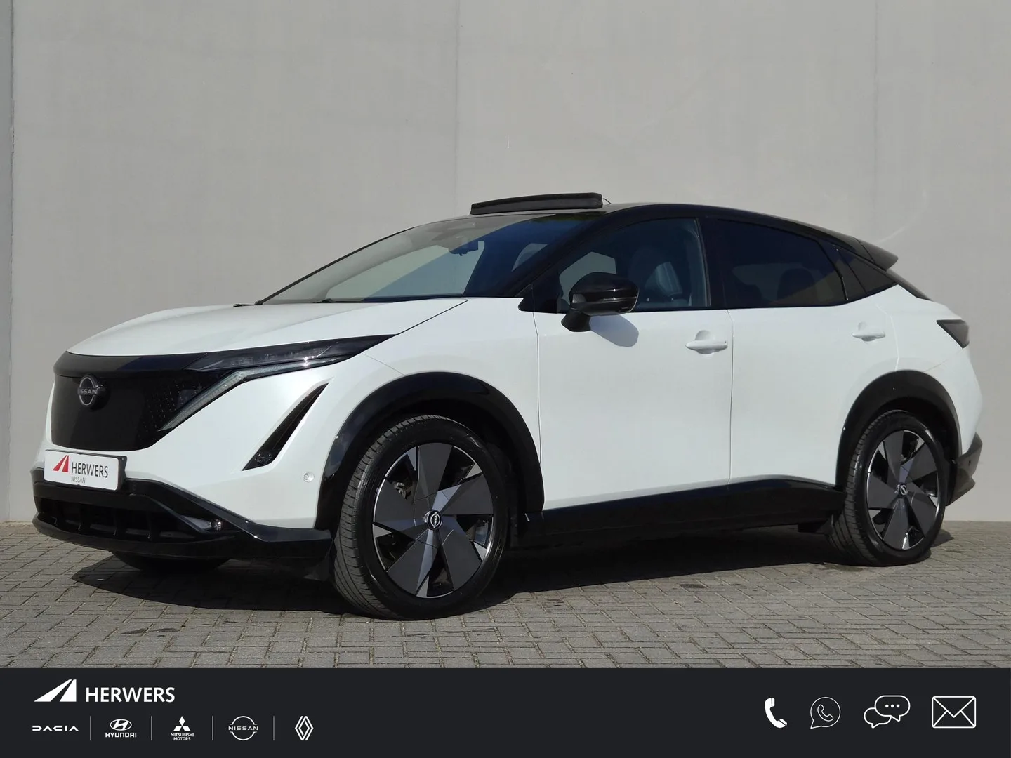Nissan Ariya (2024) — foto 1