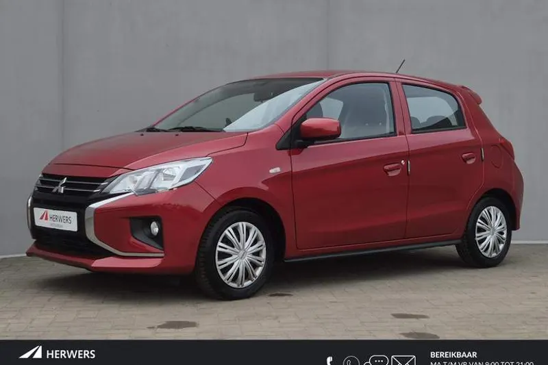 Mitsubishi Space Star (2025)