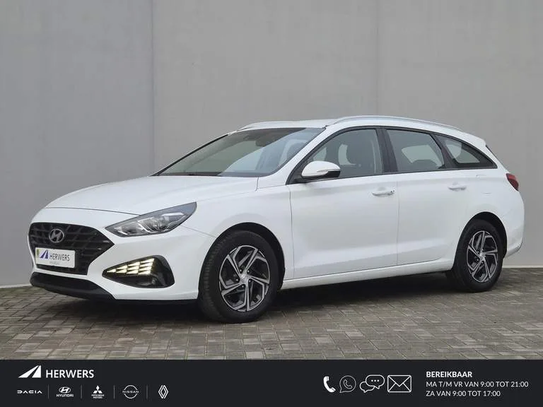 Hyundai i30 (2021) — foto 1