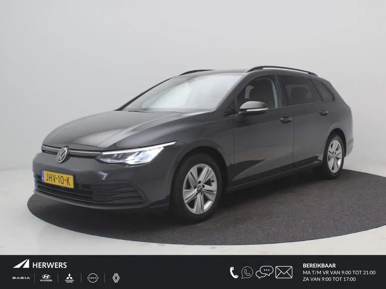 Volkswagen Golf (2021) — foto 1