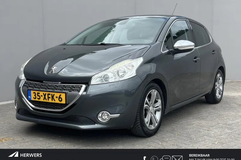 Peugeot 208 (2012)
