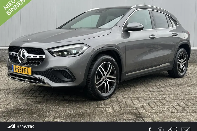 Mercedes-Benz GLA (2022)