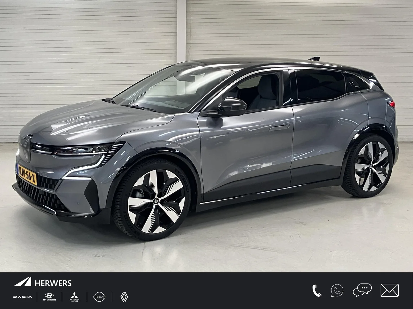 Renault Mégane E-Tech (2023) — foto 1