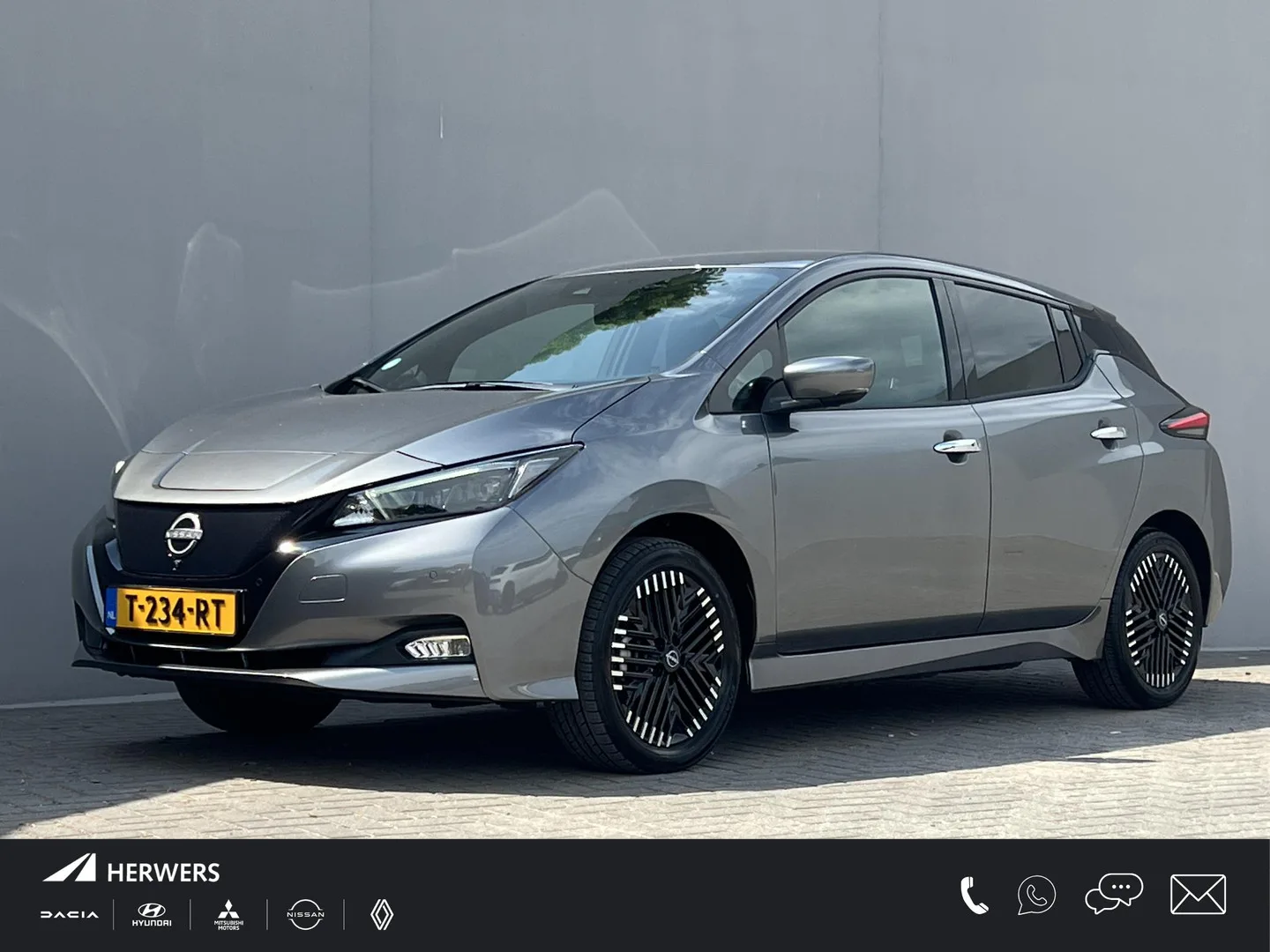 Nissan Leaf (2023) — foto 1