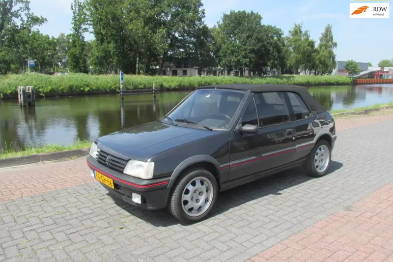 Peugeot 205 (1992)