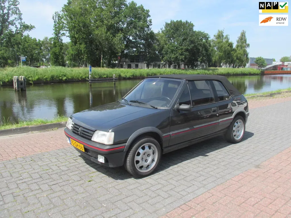 Peugeot 205 (1992) — foto 1