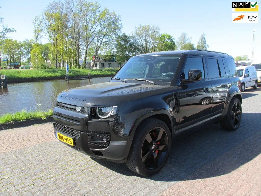 Land Rover Defender (2020) — foto 1