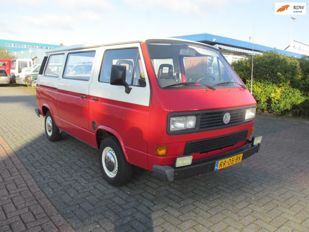 Volkswagen Transporter (1987) — foto 1
