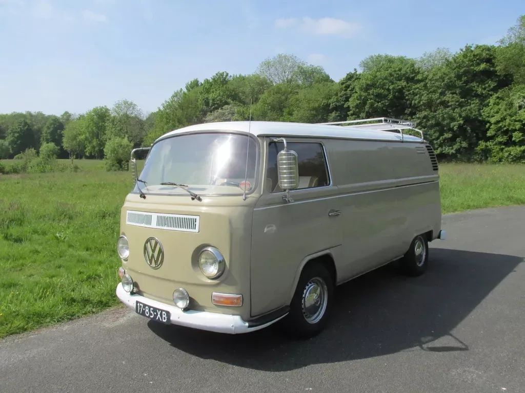 Volkswagen Transporter (1977) — foto 1