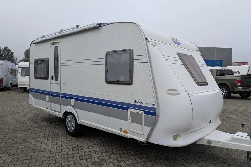 Hobby De Luxe (2008)