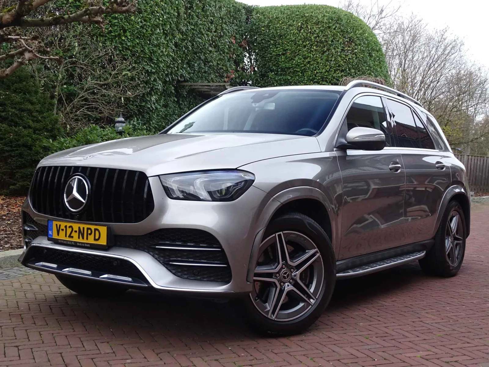 Mercedes-Benz GLE (2020) — foto 1