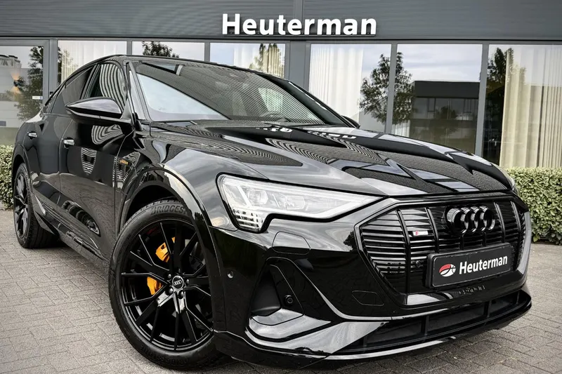 Audi e-tron (2022)