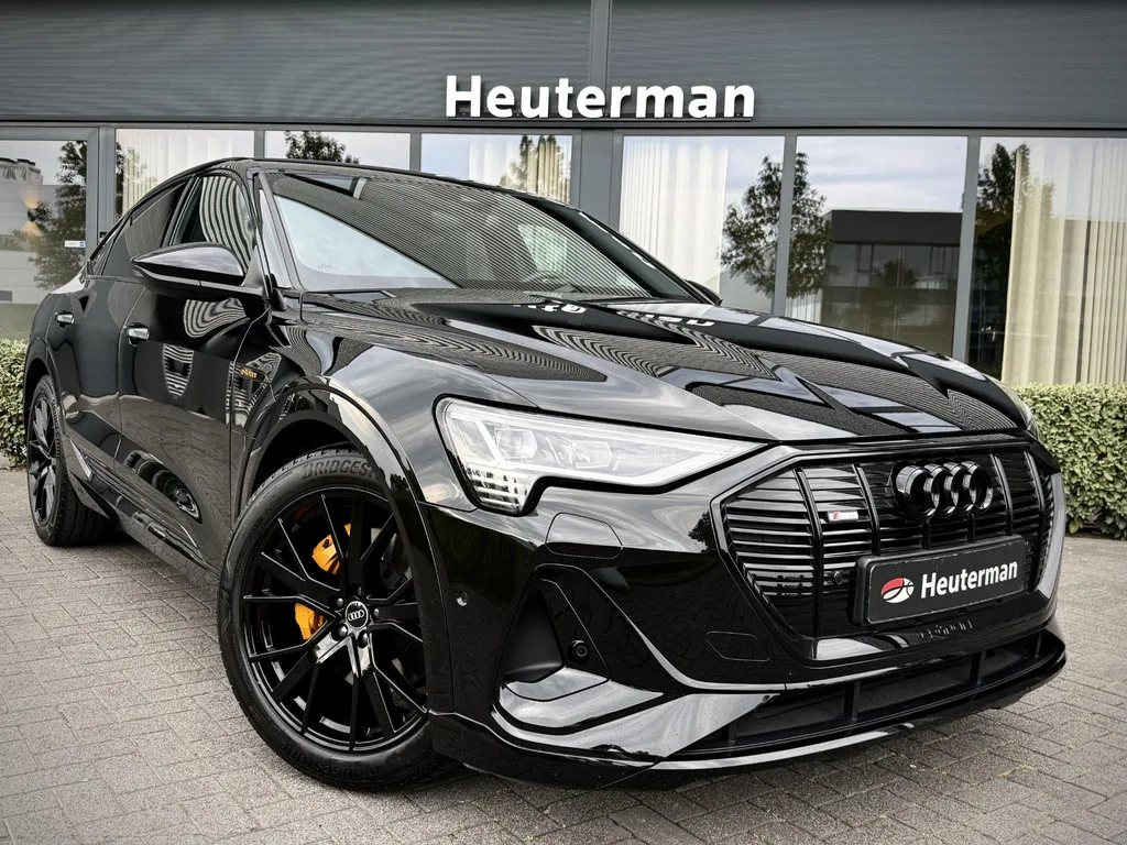 Audi e-tron (2022) — foto 1