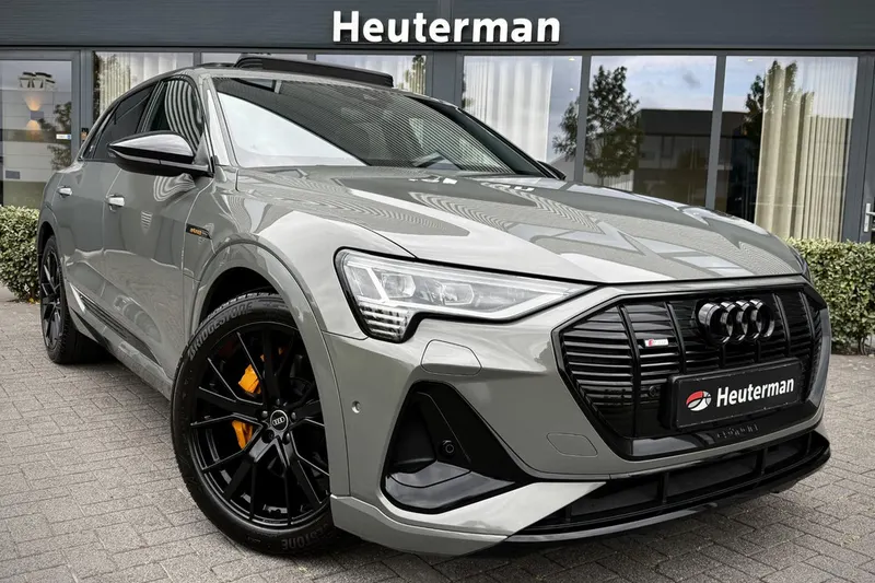 Audi e-tron (2022)