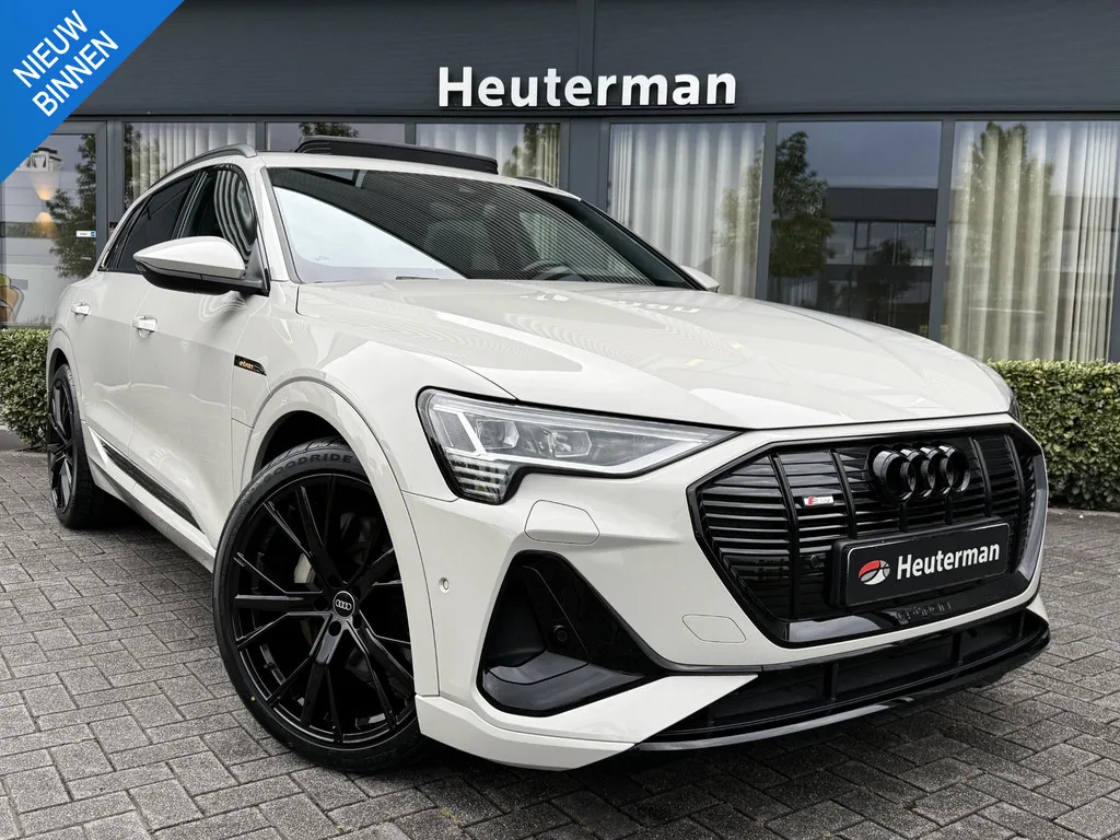 Audi e-tron (2022) — foto 1