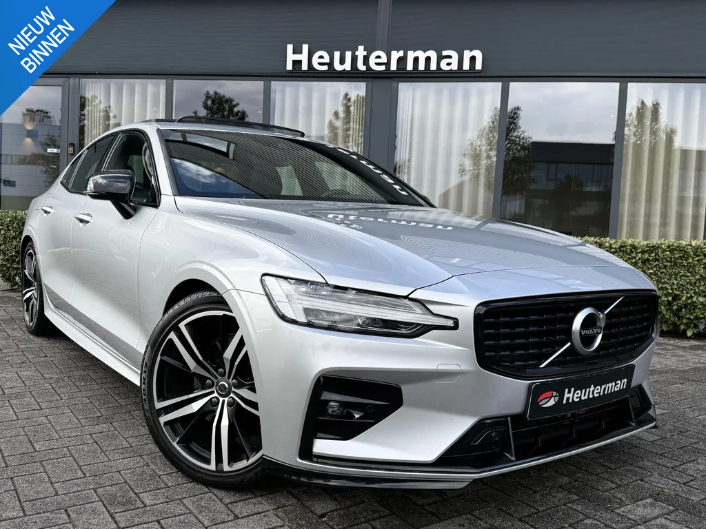 Volvo S60 (2021) — foto 1