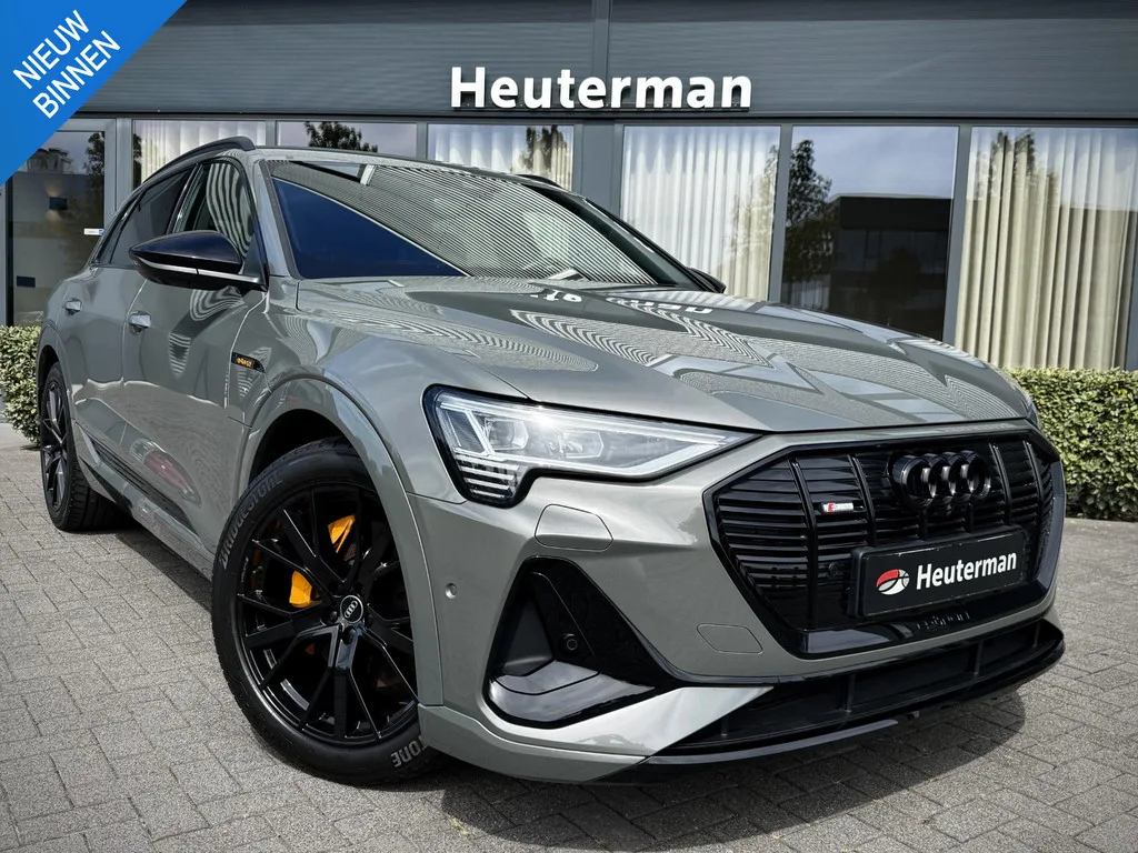 Audi e-tron (2022) — foto 1