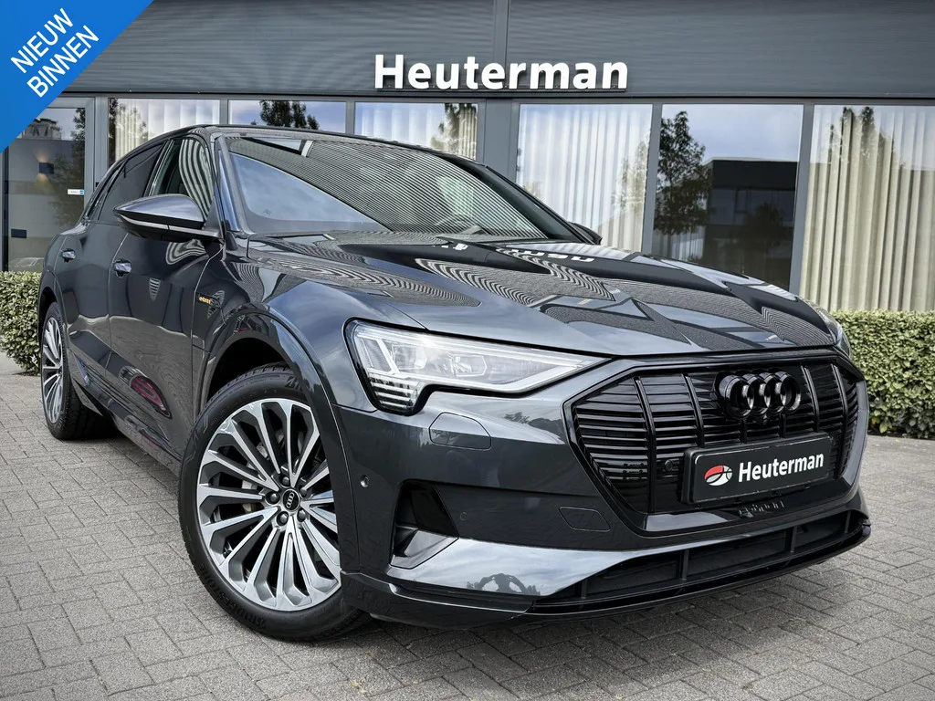 Audi e-tron (2023) — foto 1